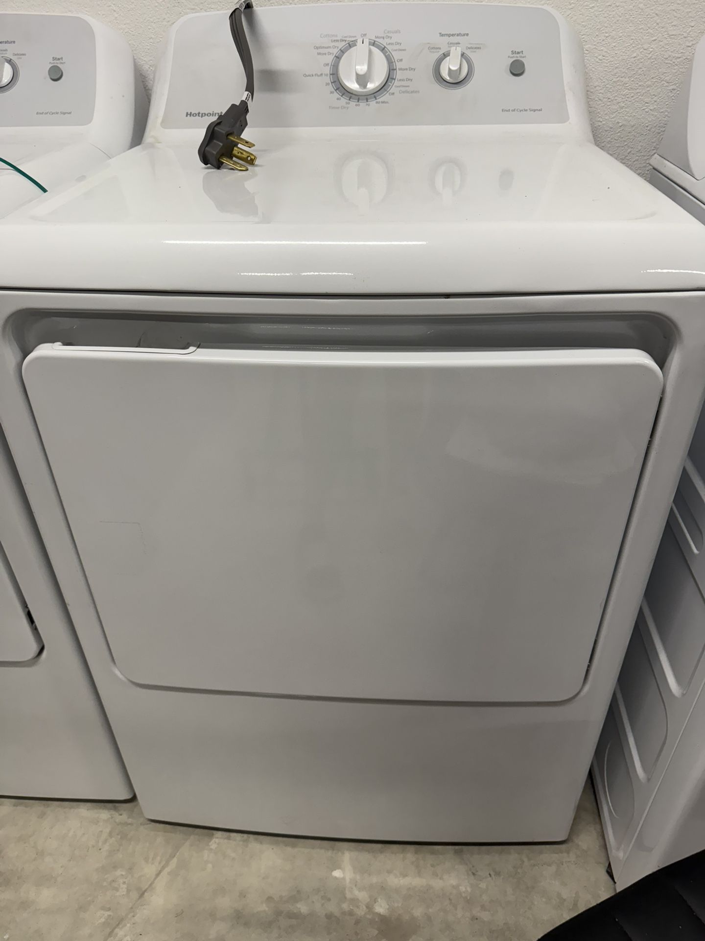Hot point- Electric Dryer 
