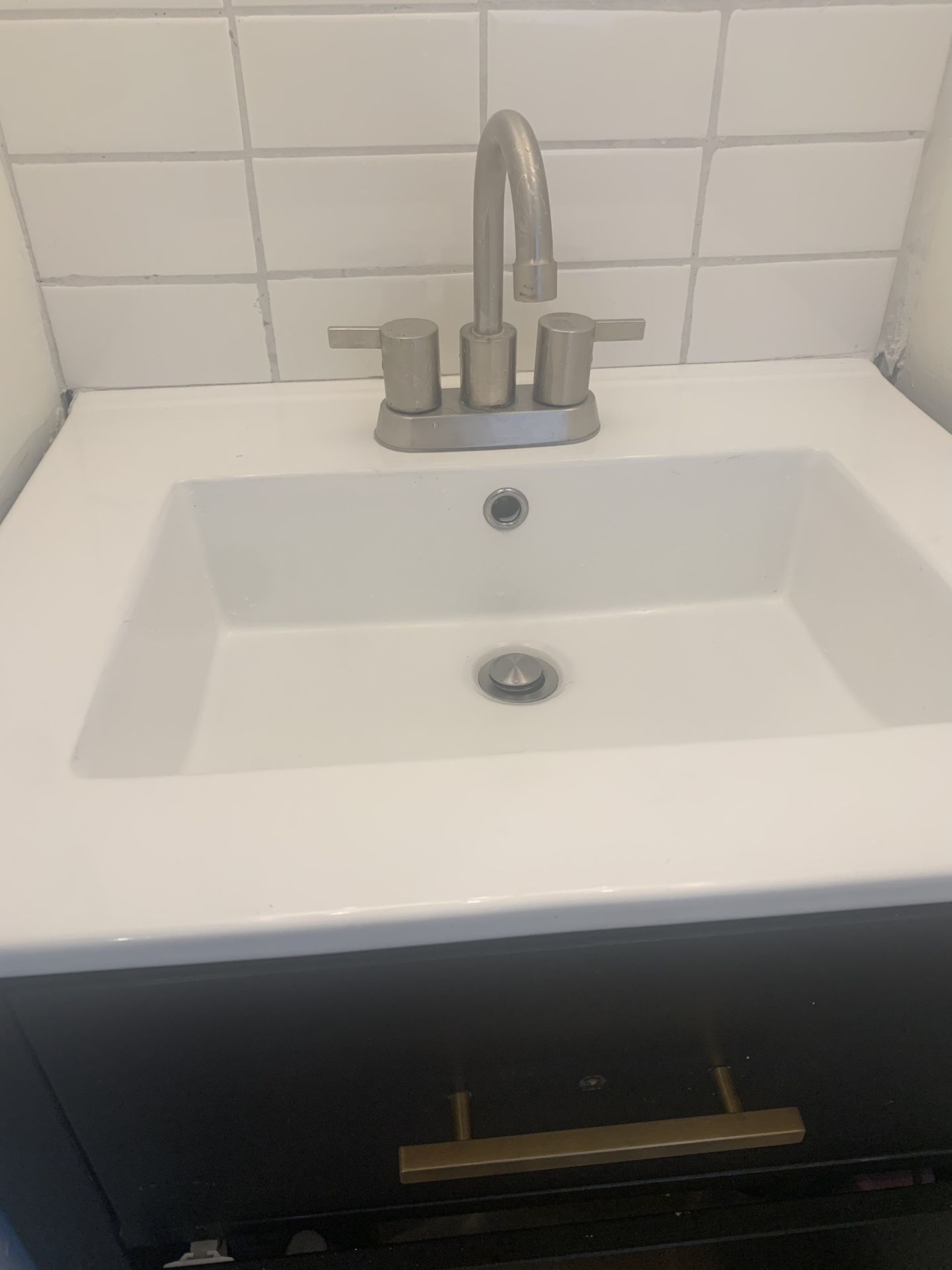 Sink With Faucet 