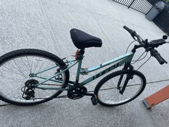 Huffy 26" Rock Creek Mountain Bike for  teens and adults