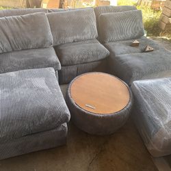 Couch,Loveseats Optimums Make An Offer