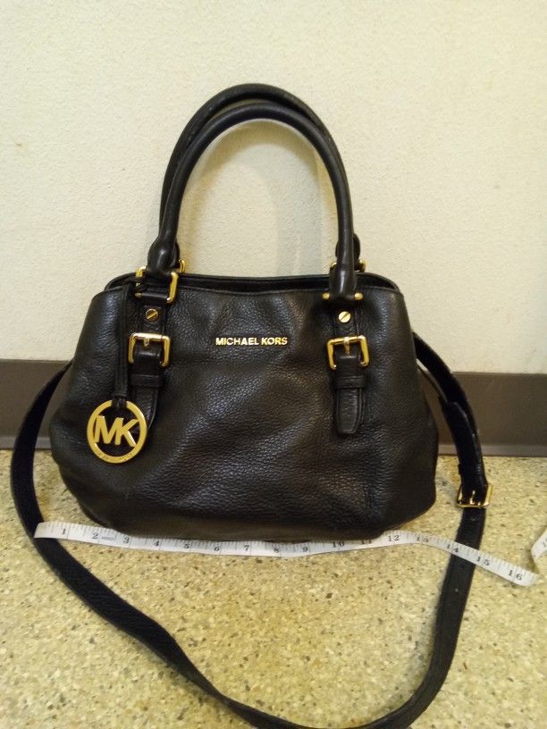 Michael Kors Black Leather Shoulder Or Crossbady Bag