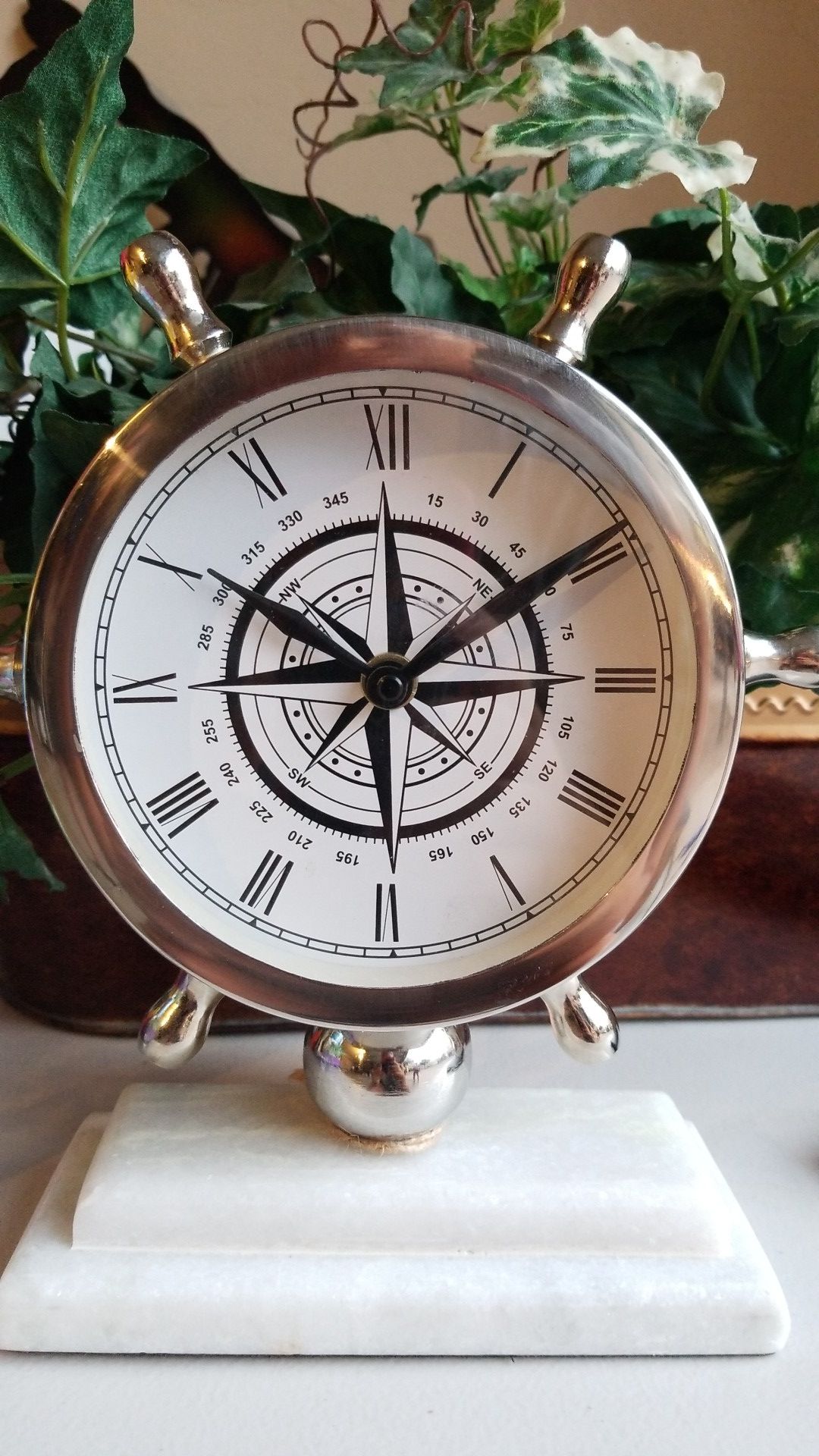 Compass clock
