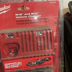 Milwaukee 48-59-1810 M18 & M12 Vehicle Charger