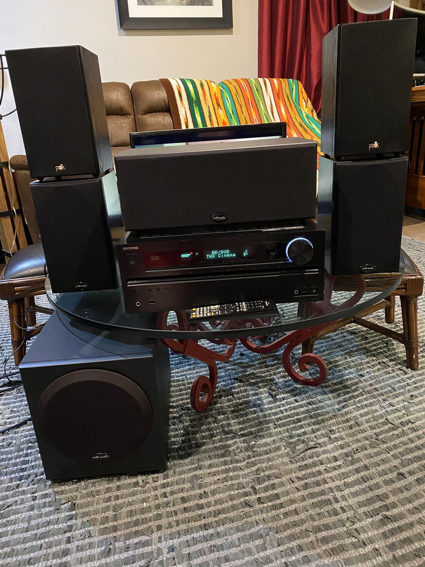 The Onkyo TX-NR609 is a 7.2-channel network A/V receiver + Polk Audio speakers set subwoofer