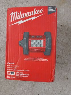 MILWAWKEE LIGHT