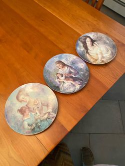 Guy Cambier collector plates