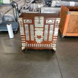 ANTIQUE KOREAN CHEST