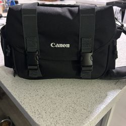 Canon Rebel T7 with Case & 2 Stabilizers
