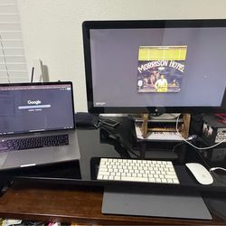 Apple MacBook Pro 15” 2017 + 27” Apple Thunderbolt Display