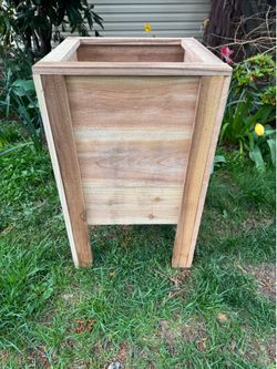 Cedar Planter Box