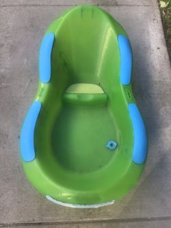 Baby bathtub