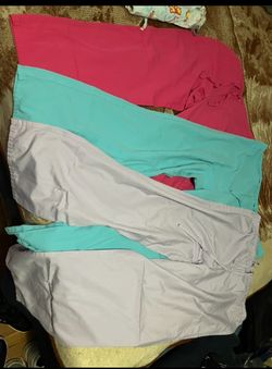 $20, 3 pairs women’s medical scrub pants