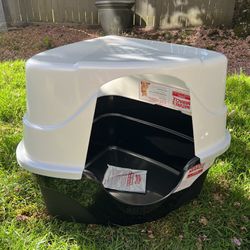 Cat Corner Litter Box