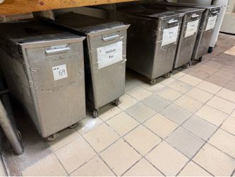 (6) Stainless Steel Mobile Ingredient Bins w/Lids