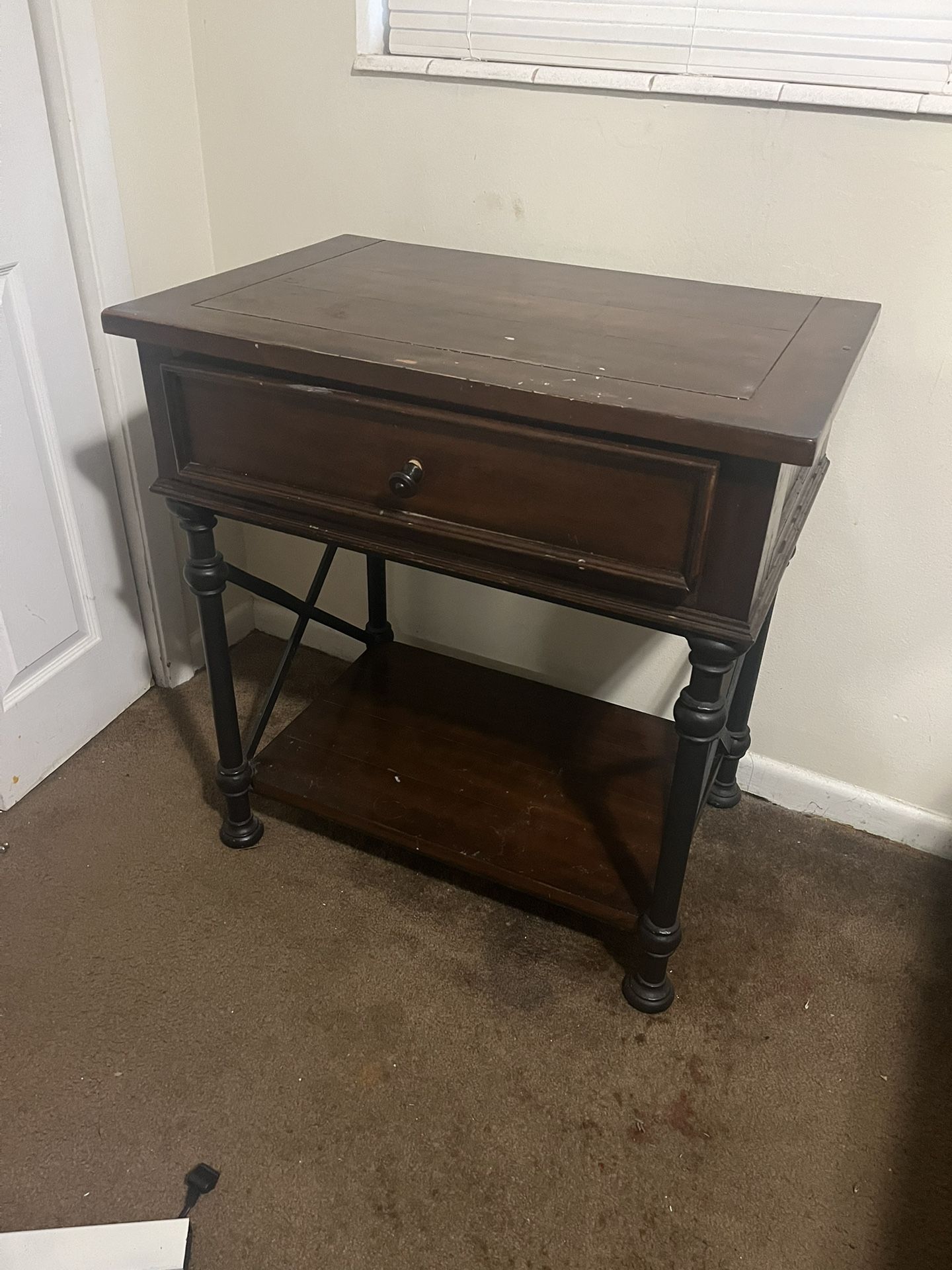 Wooden Heavy Vintage Bedroom Set