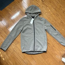 NWT Primatk men’s stone hooded full zip active jacket size M
