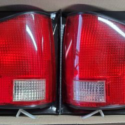 Chevy S-10/ GMC 94-03 TAIL LAMPS 