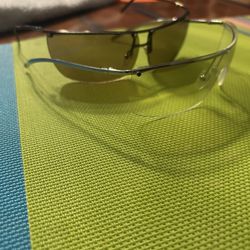 Women’s designer sunglasses Gucci