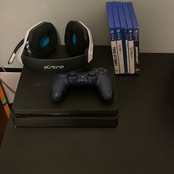 PS4 Slim