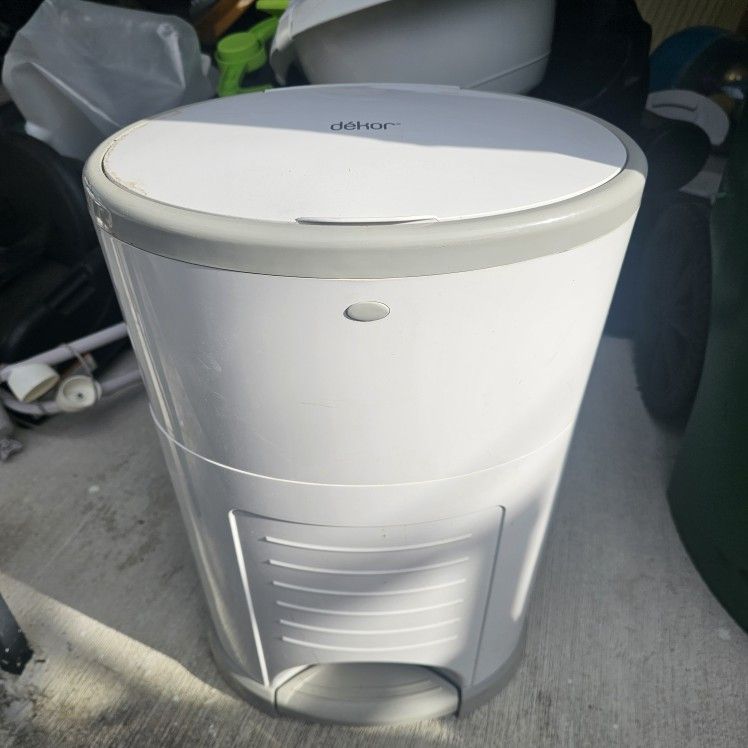 Dekor Diaper Pail White