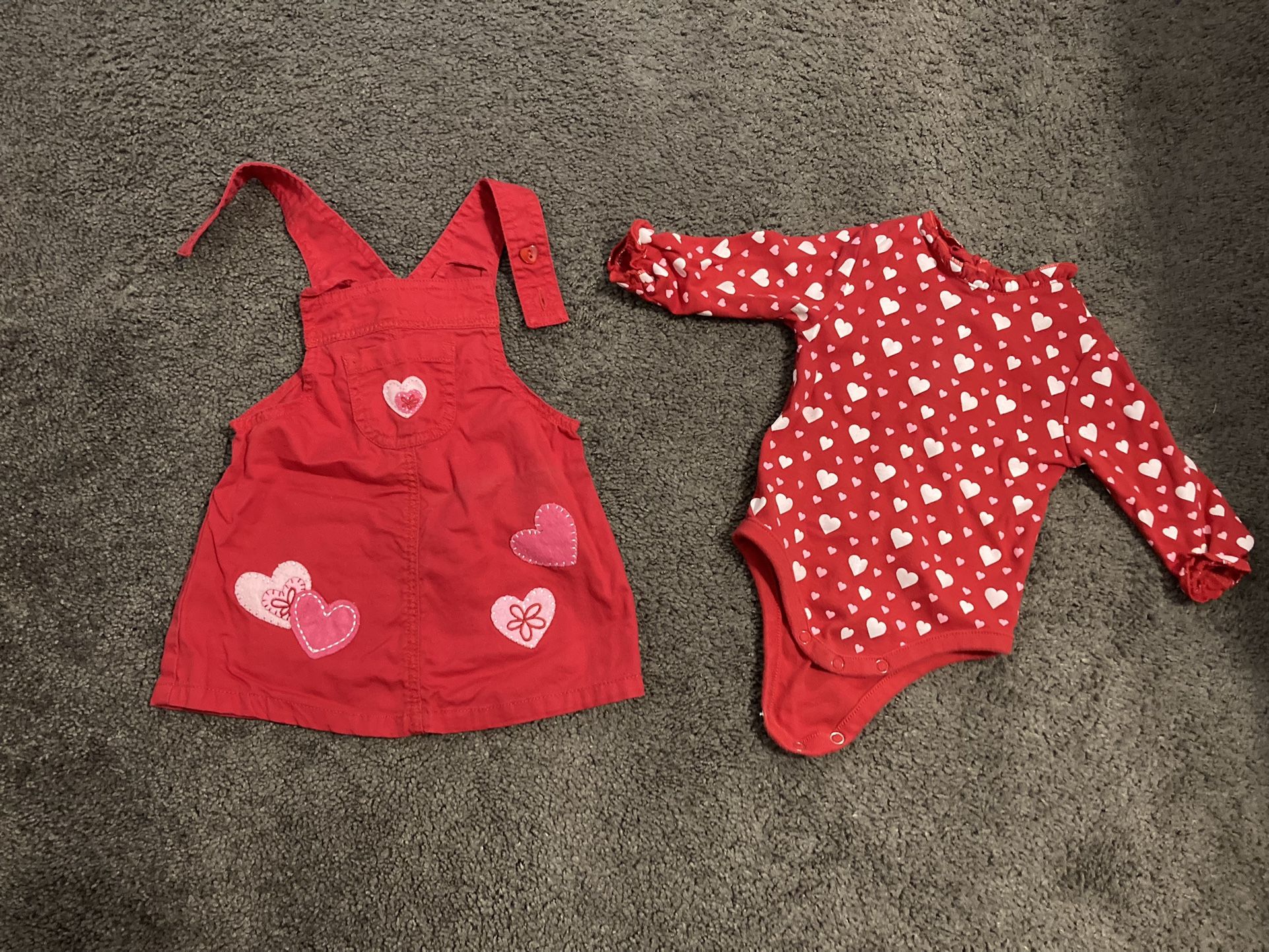 Girls Valentine’s Outfit Size 6/9/12 Months - Like New