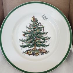 Spode Christmas Tree Dinner Set