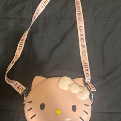 Hello Kitty Crossbody Bag