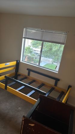 XL twin bed stand