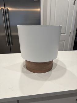 *NEW* Better Homes & Gardens 14in Laurie White Resin Planter