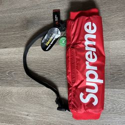 Brand New Supreme Hand Warmers “Red” One Size Fits All