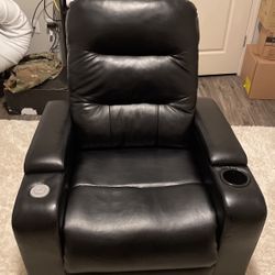 Black Leather Recliner & Futon 