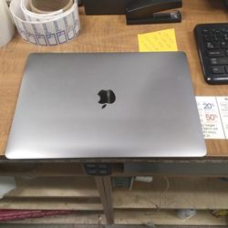 Apple Laptop