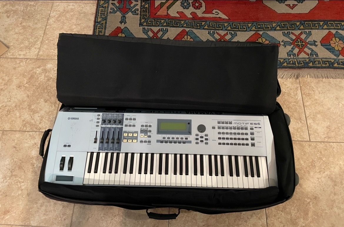 Yamaha Motif ES6