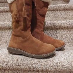 Women's Size 8.5 - 9. (39)  LEATHER Boots [Retail $250]