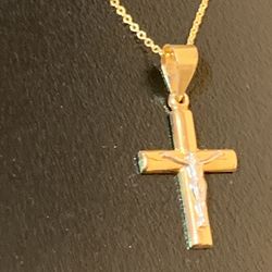14k Beautiful Yellow Gold Cross Necklace