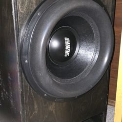 15 Inch Zv6 D1 Sundown Audio Subwoofer  With A Spec Box