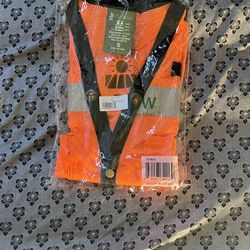 High-Visibility Safety Vest – Type R Class 