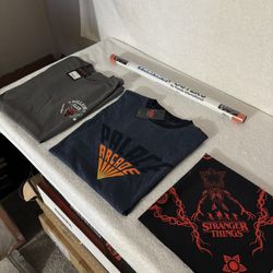 NETFLIX STRANGER THINGS LOT OF (4) ITEMS - T-SHIRTS BANDANNA POSTER - BRAND NEW