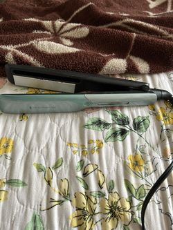 Remington Hair Straightener