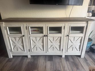 Ashley Furniture Bolanburg 74” TV Stand / Media Console