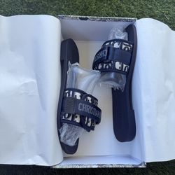 Dior EUR 37 Women 6.5-7