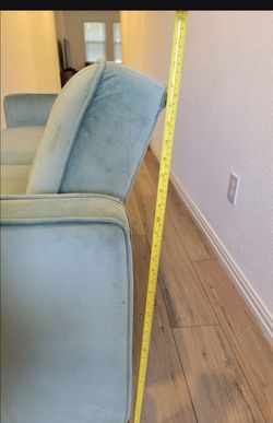 Office/ Futton Couch GOOD CONDITION