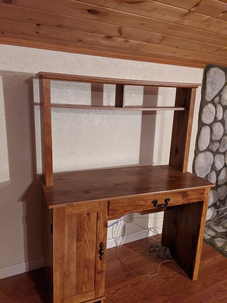 Oak Desk with Hutch