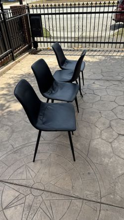 Armen Living Dining Chairs Set
