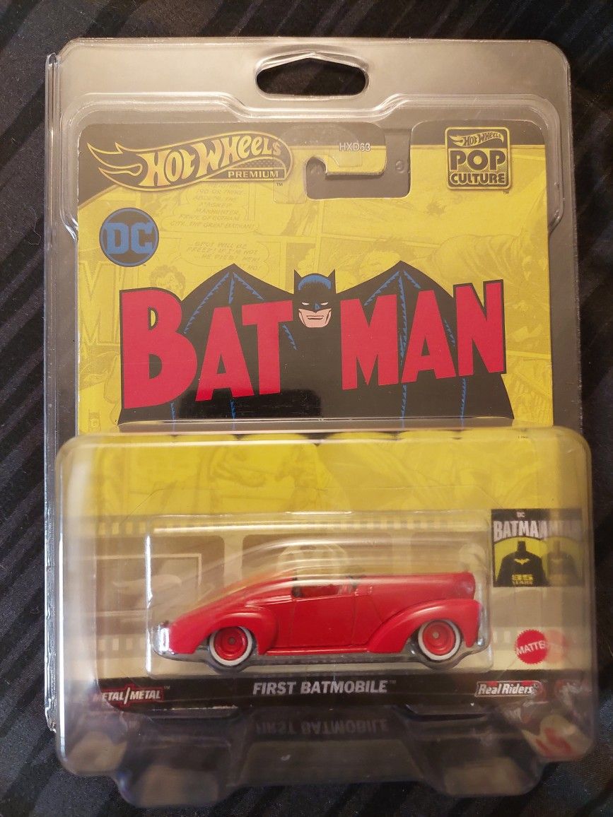 Hot Wheels Premium First Batmobile