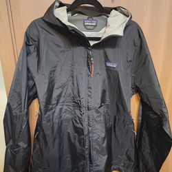 Patagonia Womens/Femmes Jacket. Very good condition. Size XL. Made in Vietnam. 