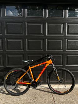 Polygon Cascade two Mountain Bike 27.5”