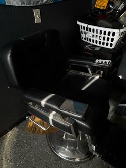 Barber chair