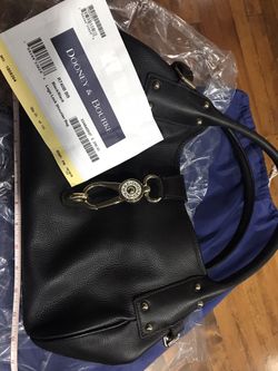 Dooney &Bourke Purse 