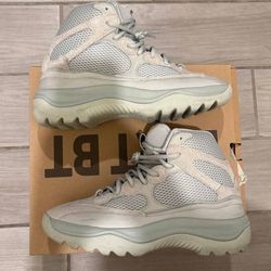 Yeezy Boots 